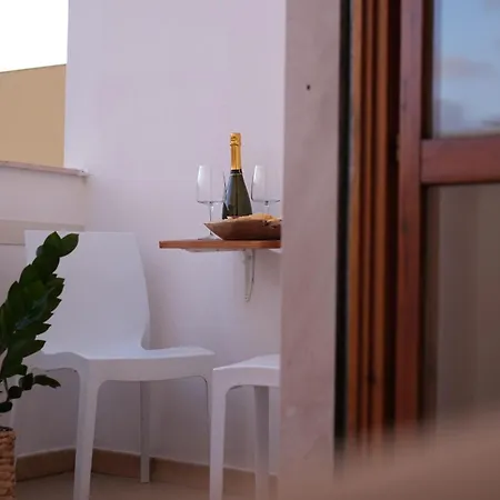 Oda ve Kahvaltı Darrere Del Port 3*