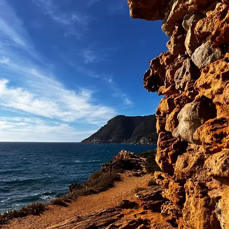 Darrere Del Port Oda ve Kahvaltı