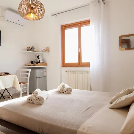 Bed & Breakfast Darrere Del Port
